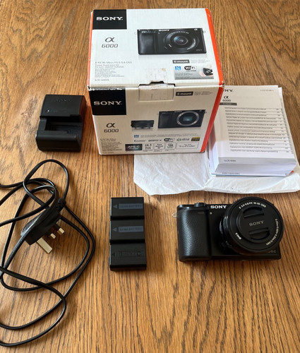 Sony a6000 3mp mirrorless - sony,