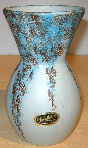 Trentham art ware - art, vase