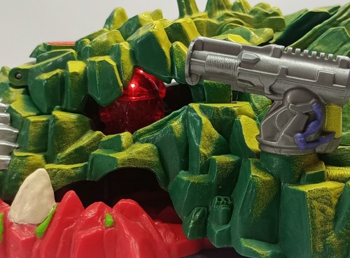 Mighty max dragon - max, shell