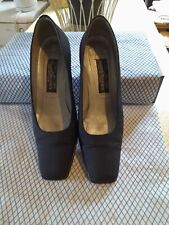 Stuart Weitzman Russell & Bromley Dark Navy Court Shoes US7.5  UK5.5 Excellent