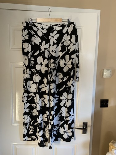 Women flare trousers - f&f, size