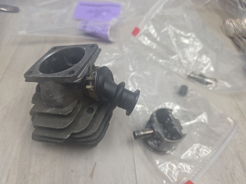 Stihl 260 piston cylinder - 260,