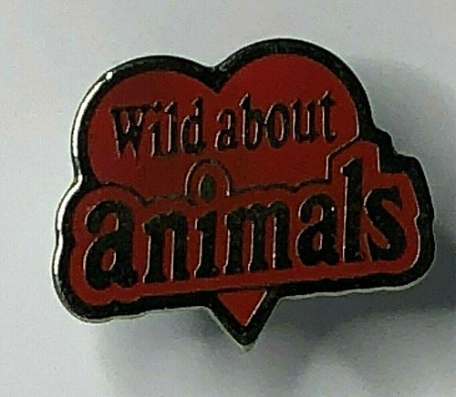 Wild about animals - pin, badge