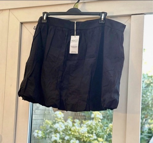 Size next black bubble - size,