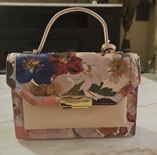 Floral Ted Baker Bag Features