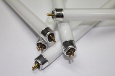 BRANDED T5 FLUORESCENT TUBE 4W 6W 8W 13W 6" 9" 12" 21" Colours 530 535 540 565
