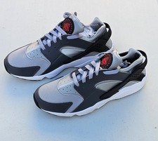 Nike Air Huarache Size 9 Wolf Grey/Black-Dark Grey DV3504-001