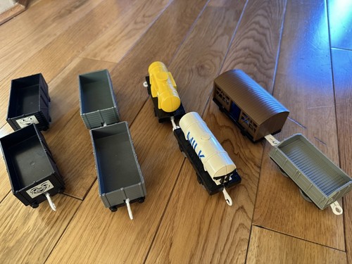 Trackmaster tomy carriages - tomy,