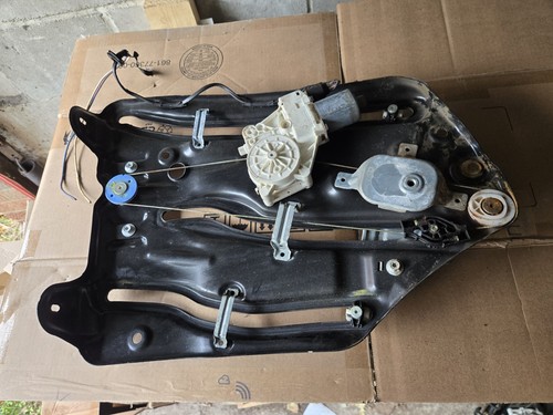 Bmw e93 rear - e93, regulator