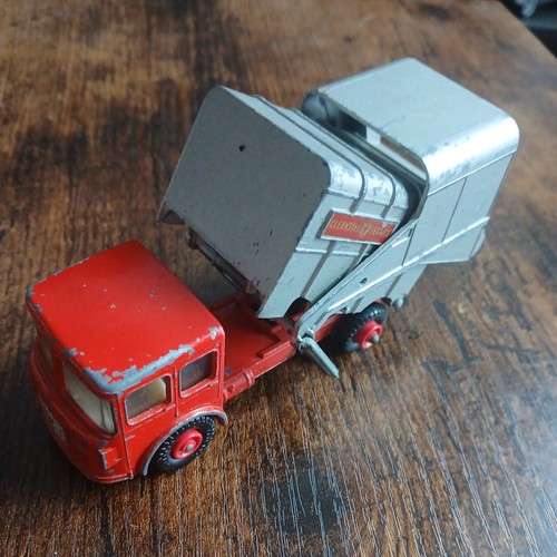 Matchbox kingsize refuse - kingsize, k7