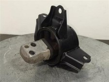 21830-1M000 engine mounting