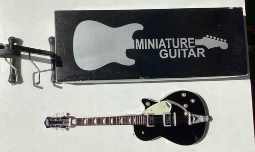 Miniature guitar george - miniature,
