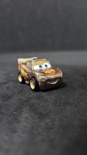 Gold lightning mcqueen pixar - lightning,
