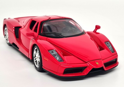 Maisto ferrari enzo - 1/24,