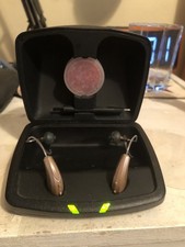 Starkey Livio 1000 RIC Li Pair Bluetooth Rechargeable Hearing Aids. Pre-owned.