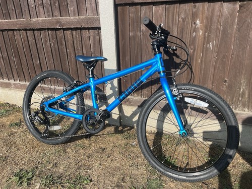 Cuda trace junior - 20, hybrid