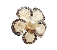 Statement flower ring with