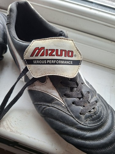 Mizuno football boots - football,