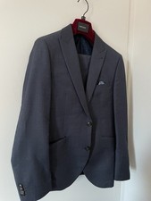 Ventuno 21 navy blue 2 piece suit blazer and trousers
