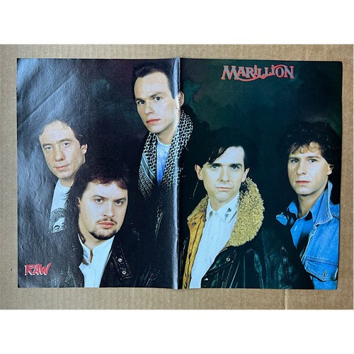 Marillion 1989 raw pin - 1989, pin-up