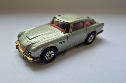 Corgi toys 270 james - corgi,