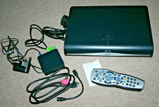 BUNDLE = SKY+ HD Box DRX890 &
