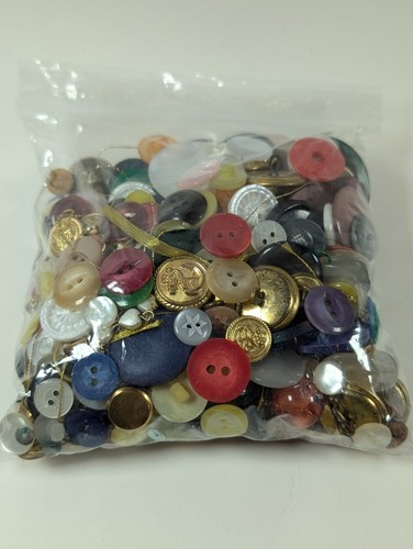 Vintage buttons assorted job - vintage,