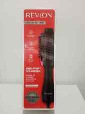 Revlon One-Step Hair Dryer And Volumiser Brush Classic Edition
