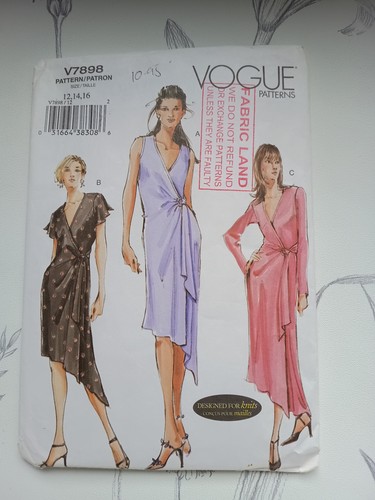 Uncut vogue v7898 vintage - vogue,