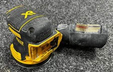 DeWalt DCW210 18v 125mm Brushless Orbital Sander Body Only FREE POST
