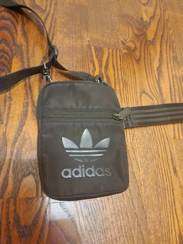 Adidas trefoil festival - trefoil,