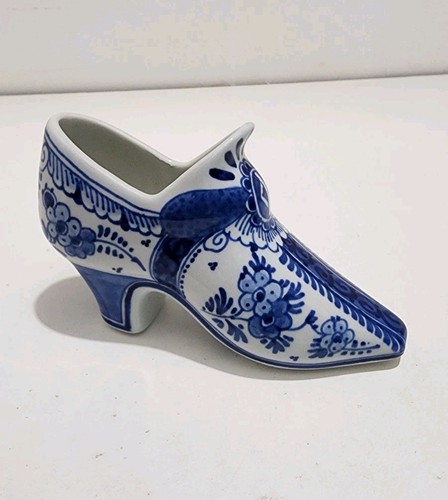 Royal delft blue ceramic shoe - royal,