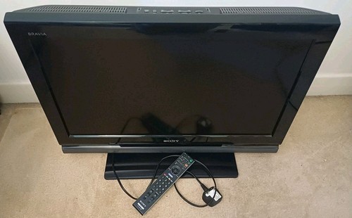 Sony bravia lcd tv - 26",
