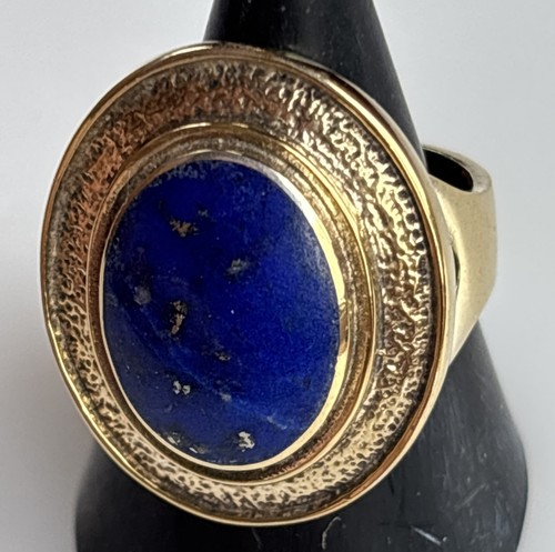 Vintage yellow metal - gold, tone