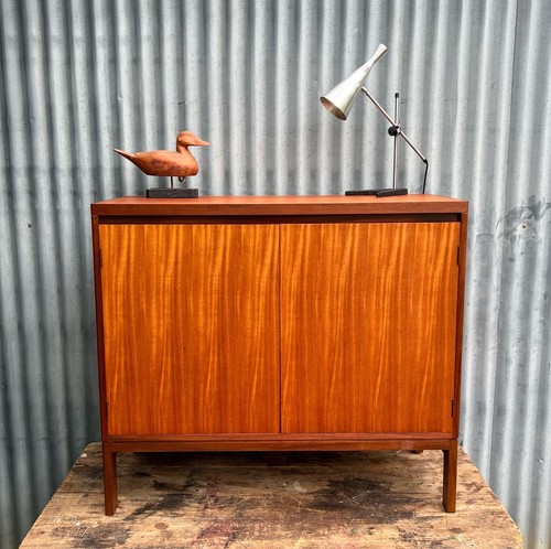 Vintage teak short sideboard - teak,