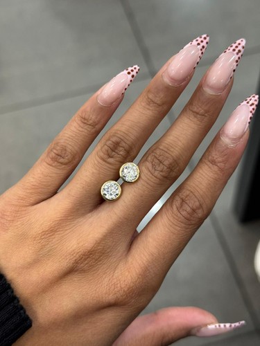 Stunning 2ct d e - 2ct, d-e/vs