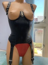 UK 8-10 Cupless Basque