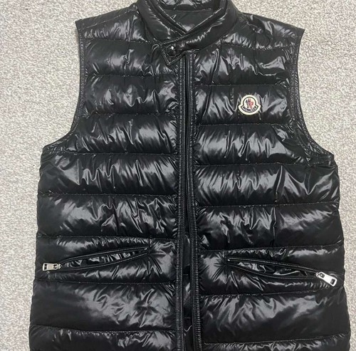 Moncler men black gillet - moncler,