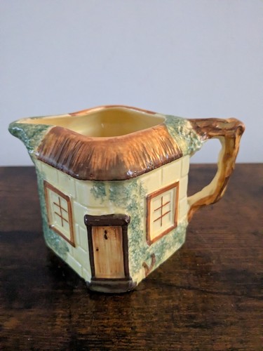 Vintage keele street pottery - keele,