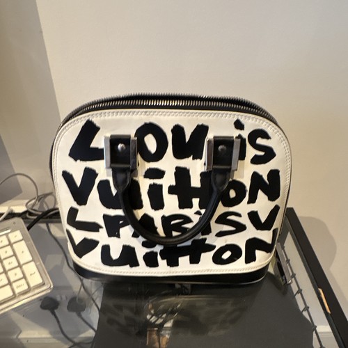 Louis vuitton white - white/black, logo