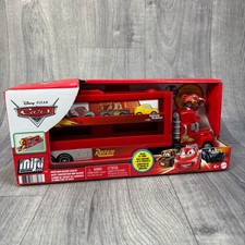 Mack Mini Racers Hauler + 1
