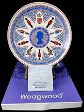 Wedgwood Queen Elizabeth ll 1977 Silver Jubilee Boxed Commemorative Plate - 10"