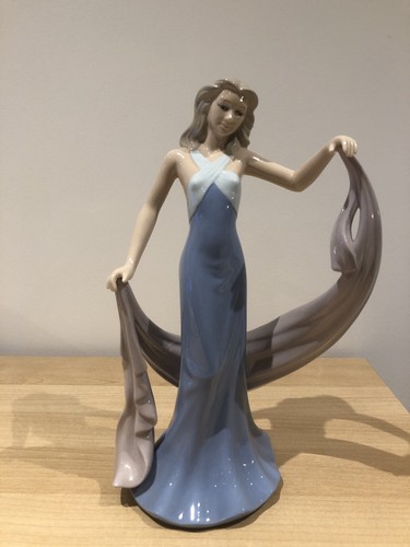 Porcelain elegant lady - porcelain,