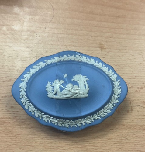 Wedgewood jasperware blue oval - blue,