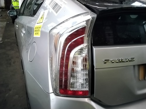 Tail light toyota prius mk3 - toyota,