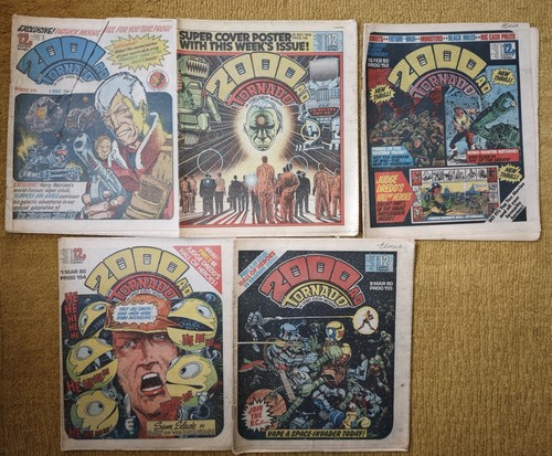 2000ad comics bundle - 2000ad, prog