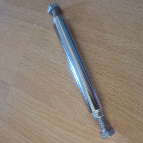 Concept model rower hanger - rower,