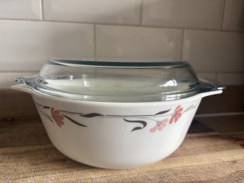 Silver leaf pyrex dish - silver, 9”