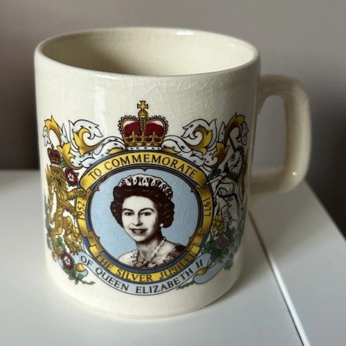 Queen elizabeth 1977 silver - queen,