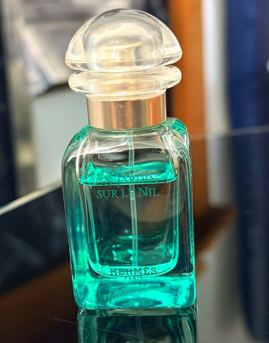 Hermès jardin sur nil - un,